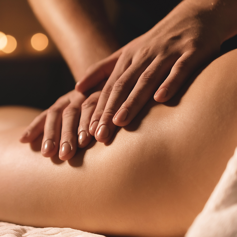 Ayumi`s Hand Ayurveda Salon Lotus